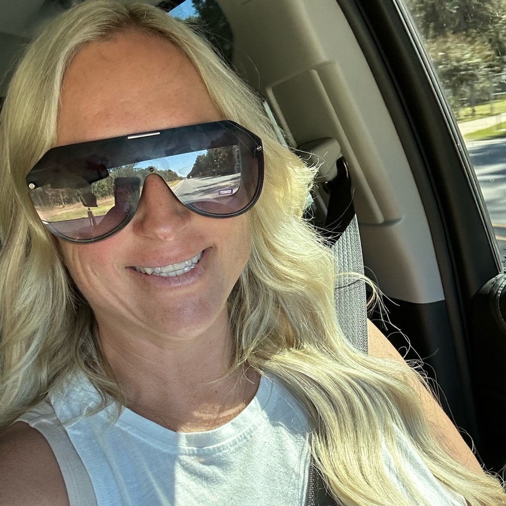 Meet your Posher, Kendra